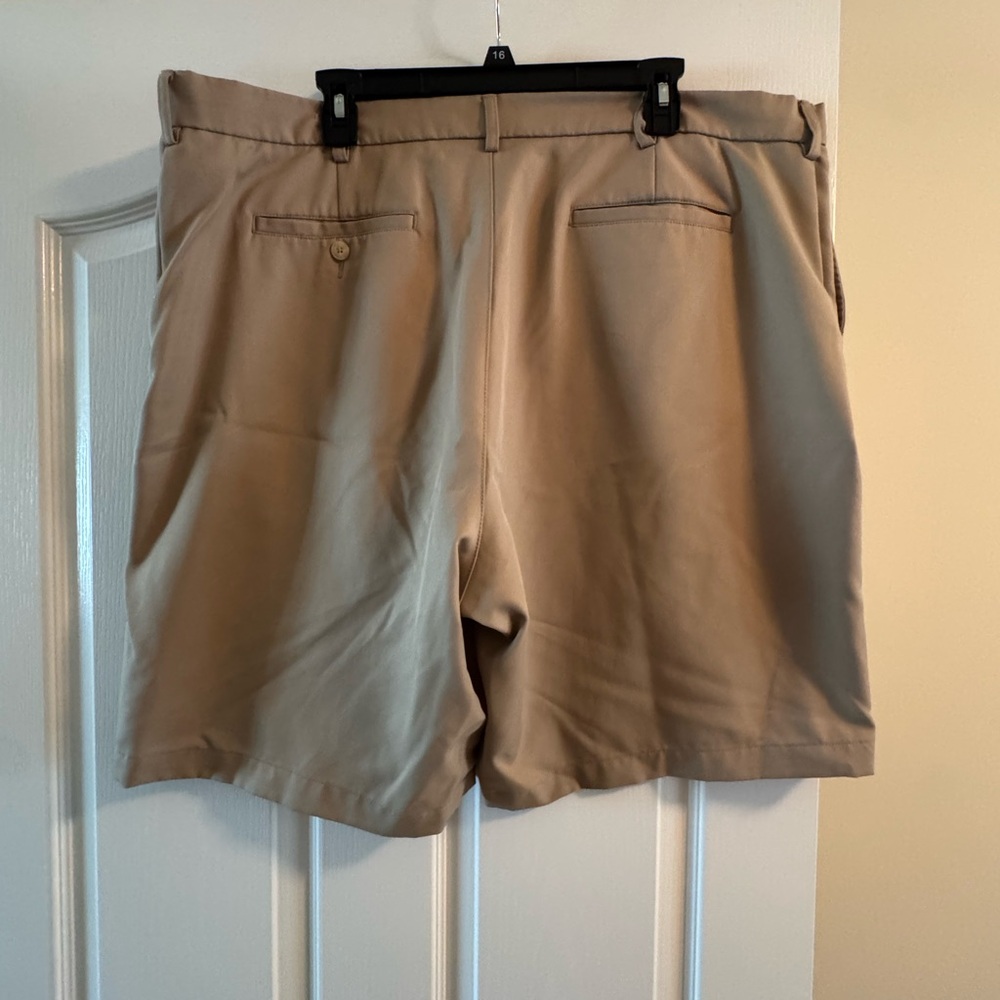 Ben Hogan Men's Golf Athletic Shorts - Tan and White